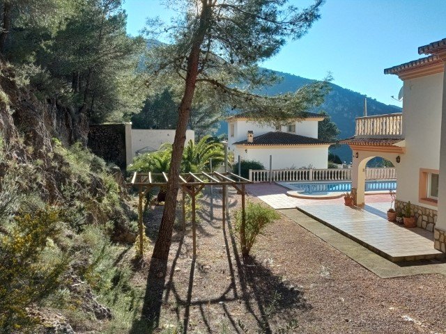 Property 2453 - Image 4